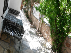 Apartmani LUČIĆ  Ivan Dolac (Otok Hvar)