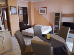 Apartmani Vivien Kustići (Otok Pag)