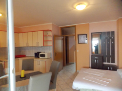 Apartmani Vivien Kustići (Otok Pag)