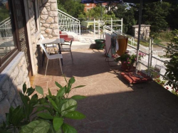 Apartmani DADO Starigrad (Paklenica)