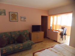 Apartmany Vivien Kustići (Ostrov Pag)