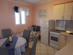 Apartmany Vivien Kustići (Ostrov Pag)