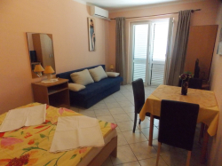 Apartmany Vivien Kustići (Ostrov Pag)