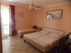 Apartmany Vivien Kustići (Ostrov Pag)