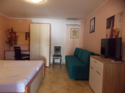 Apartmany Vivien Kustići (Ostrov Pag)