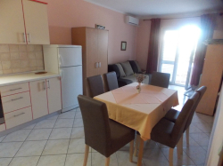 Apartmany Vivien Kustići (Ostrov Pag)