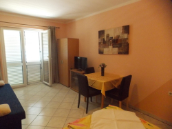 Apartmany Vivien Kustići (Ostrov Pag)