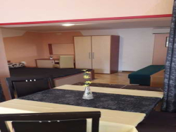 Apartmany Vivien Kustići (Ostrov Pag)