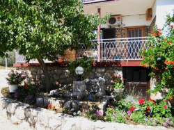 Apartmany DADO Starigrad (Paklenica)