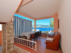 Apartmenthaus Villa Palma Arbanija (Insel Ciovo)