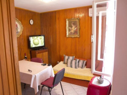 Apartmenthaus Villa Palma Arbanija (Insel Ciovo)