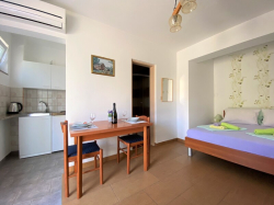 Apartmenthaus Dijana Krk (Insel Krk)