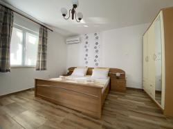 Apartmenthaus Dijana Krk (Insel Krk)