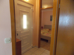 Apartmenthaus Vivien Kustici (Insel Pag)