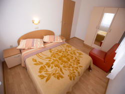 Apartmenthaus JULIJA Lopar (Insel Rab)