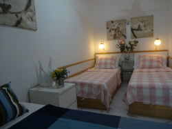 Apartmenthaus TINA Novalja (Insel Pag)