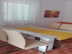 Apartmenthaus PETRA  Povljana (Insel Pag)