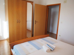 Apartmenthaus Anita Tkon (Insel Pasman)