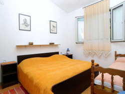 Apartmenthaus Vjeka Vela Luka (Insel Korcula)