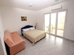 Apartmenthaus Marija Vidalici (Insel Pag)