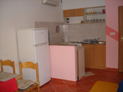 Rekreačný dom Apartmani Brekalo-Bonaca Vir (Ostrov Vir)